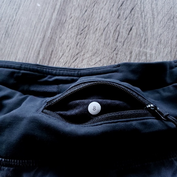 Lululemon shorts (8) - Picture 4 of 4